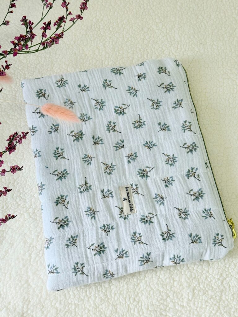 Trousse de toilette plate