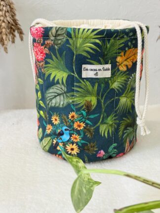 Drawstring pouch